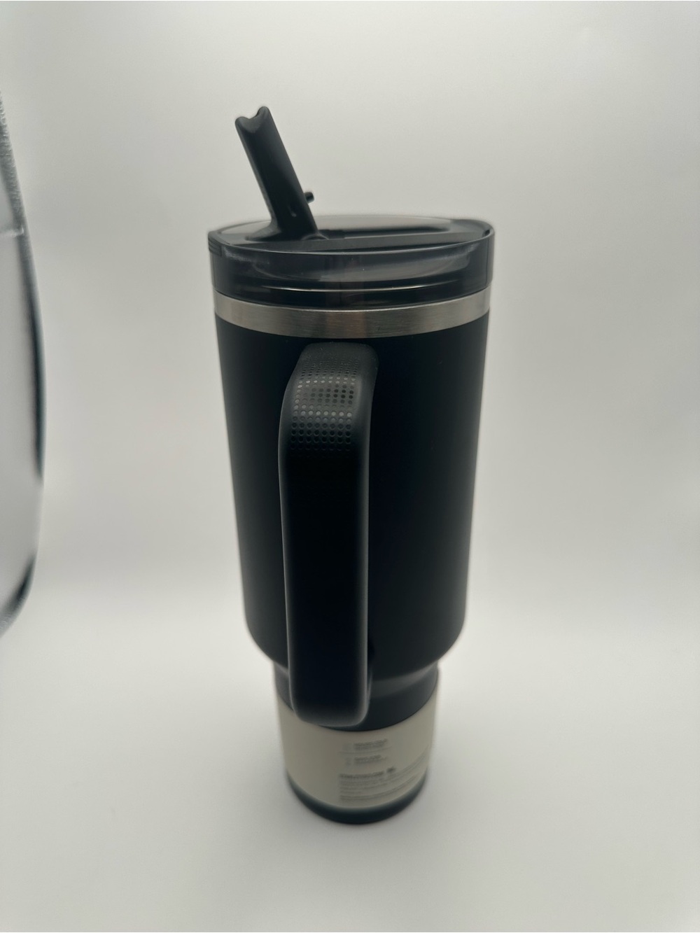 Stanley Matte Black Quencher Tumbler with Clear Lid 40 oz - Picture 4 of 7